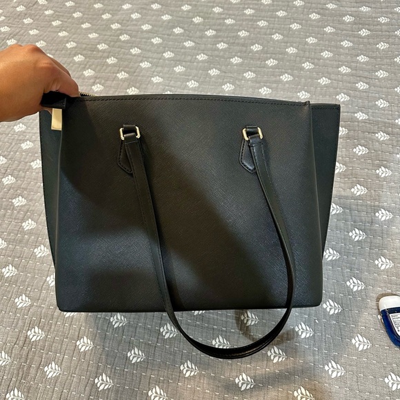 Michael Kors Tote - Picture 2 of 7